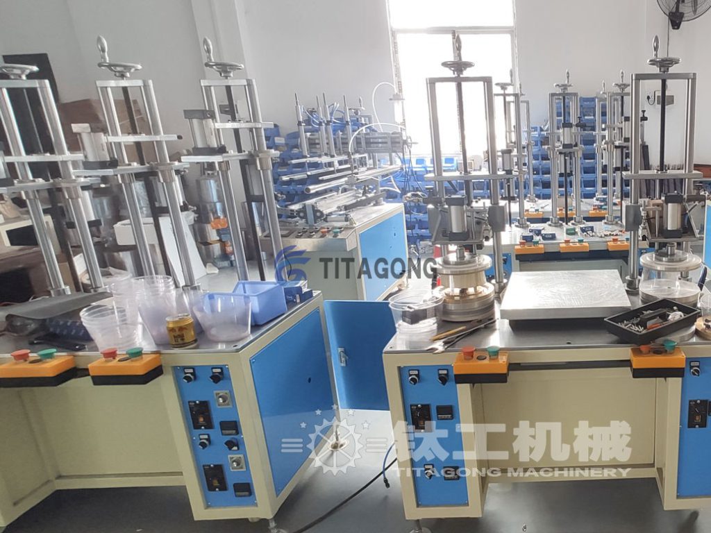 三工位圆筒卷边机